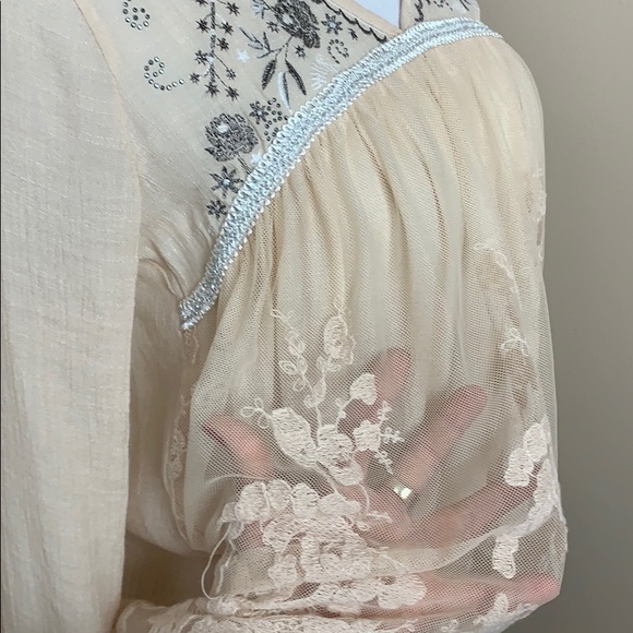 Altar'd State flowy embroidered top w lace S - Picture 8 of 8